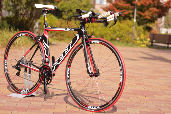 FELT フェルト S22 トライアスロン/TTバイク SRAM アルミ